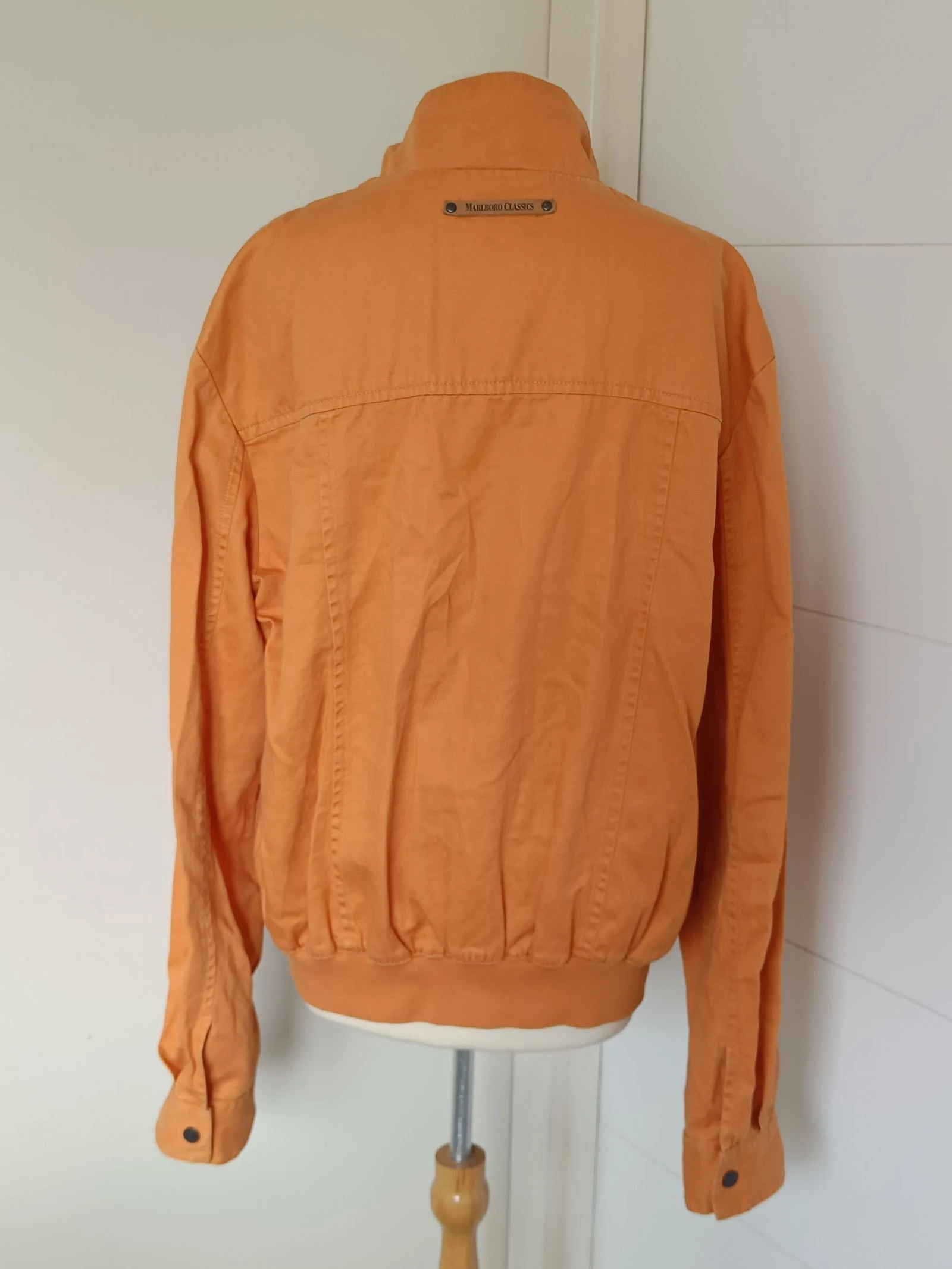 Chaqueta vaquera naranja de Marlboro Classics, talla 50 – photo 5